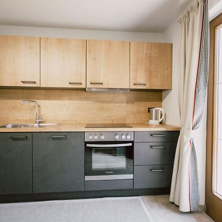 Nedererhof - Zimmer Edelweiss Mit Gemeinschaftskueche Schmirn Extérieur photo