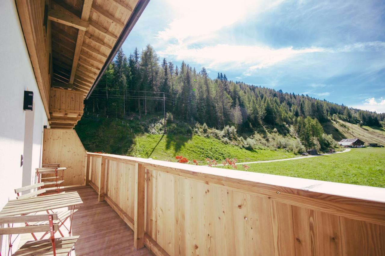 Nedererhof - Zimmer Edelweiss Mit Gemeinschaftskueche Schmirn Extérieur photo